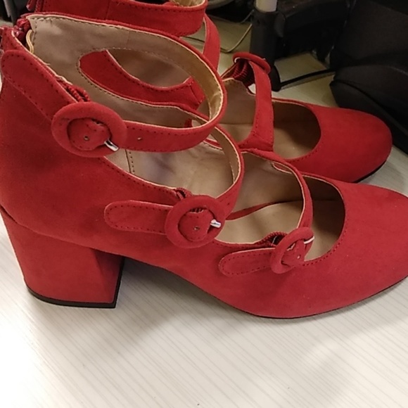 Mix No. 6 Beautiful Red Heels❤️ - Picture 4 of 6
